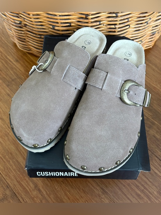 Cushionaire Shoes - NWT! Cushionaire Taupe Suede Slip-On Clog Mule with Buckle and Studs Birky 7.5